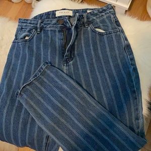 Adorable pacsun stripped mom jeans